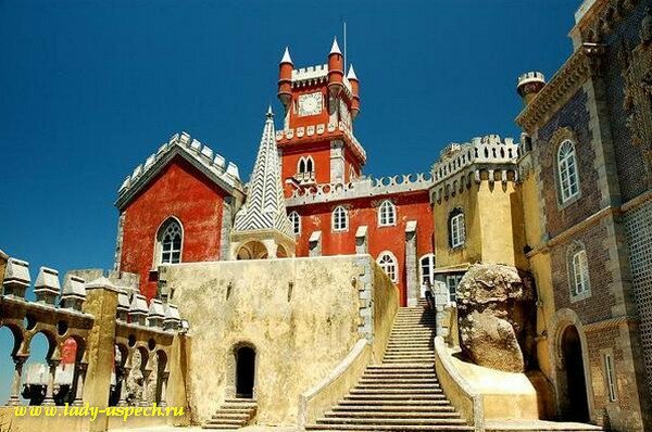 Дворец Пена в Синтре. Португалия.