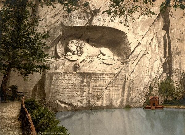 Люцерн, Швейцария. Памятник "Умирающий лев"