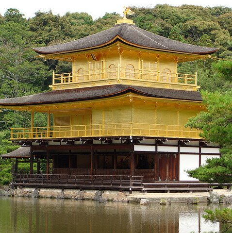 Храм Кинкаку-дзи «Золотой павильон»