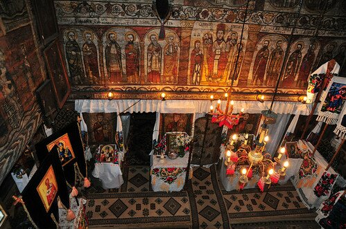 Деревянная Церковь святой Параскевы в Десешты