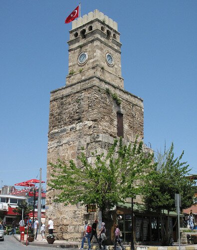 Часовая башня Саат Кулеси Анталья