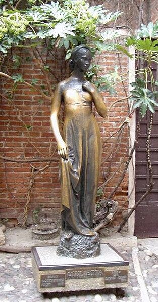 Скульптура Джульетты