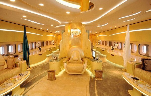 Самолет саудовского принца Аль-Валид